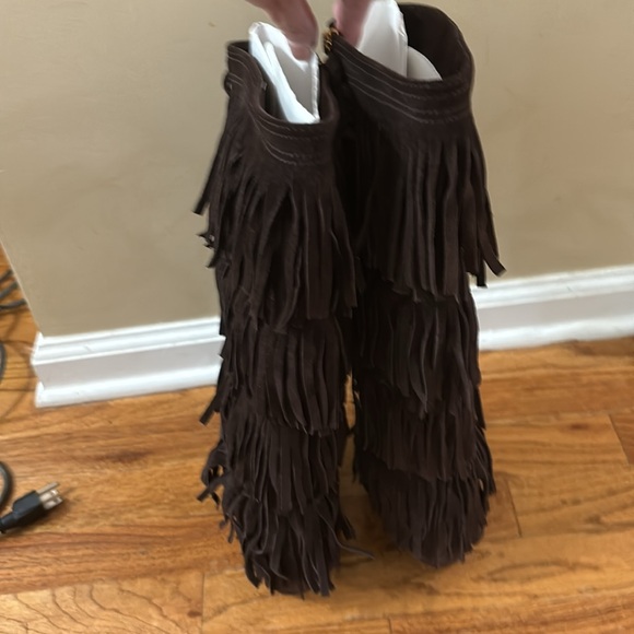 Micheal Kors Dark Brown Fringe Boot - 7M Like New - Picture 3 of 5